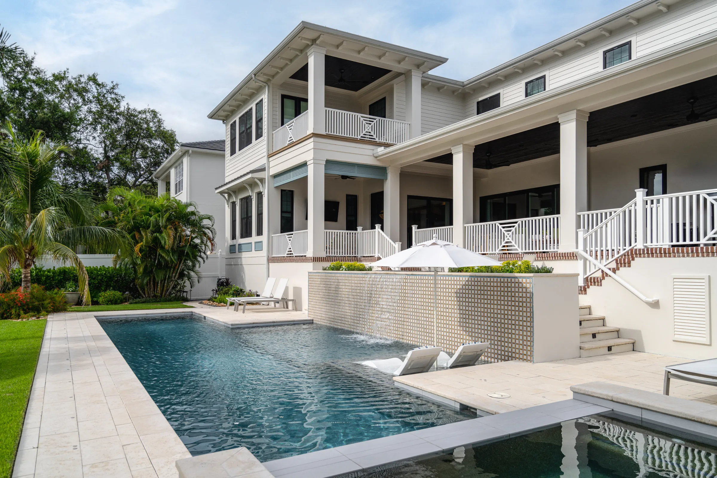 Exterior - Omar (1)